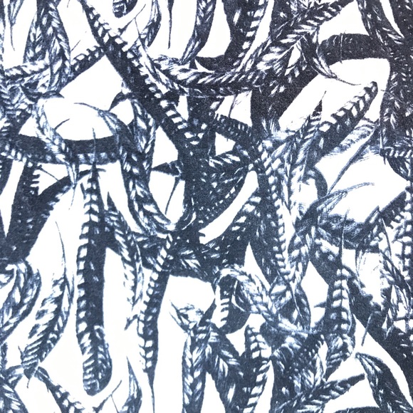 Mink Pink feather print maxi dress - Picture 4 of 4